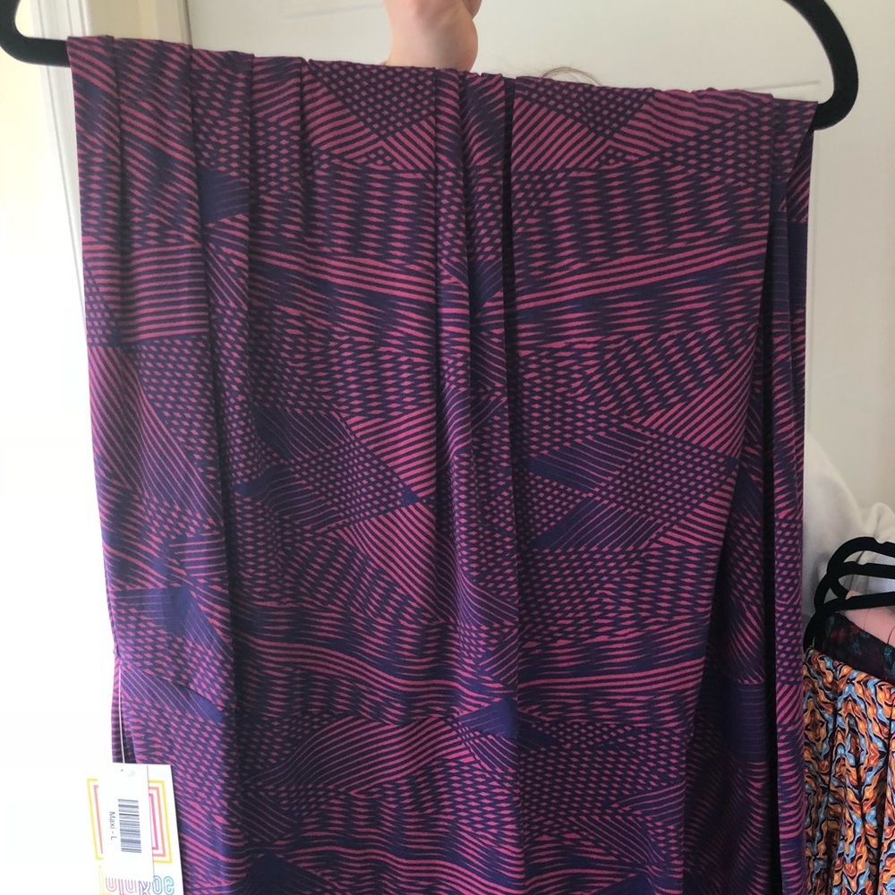 Large LuLaRoe Maxi NWT
